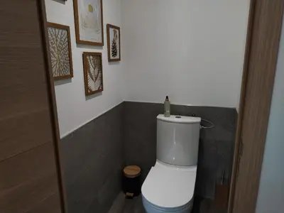 Salle de bains dans l'établissement Chambre d'hôtes LES BRIMBELLES