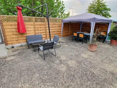 Terrasse ou espace extérieur de l'établissement Appartement spacieux à Colmar avec terrasse, garage privatif, proche centre et gare - FR-1-722-2