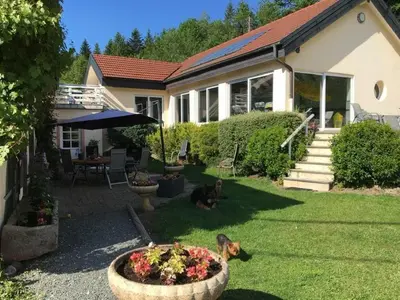 Jardin de l'établissement Chambres d’hôtes plateau des mille étangs