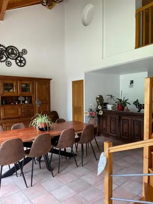 Coin salon dans l'établissement Chambres d’hôtes plateau des mille étangs