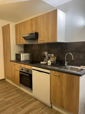 Cuisine ou kitchenette dans l'établissement Gite Le Clos Doré à Beblenheim Parking privé