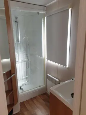 Salle de bains dans l'établissement Camping Pré Vologne