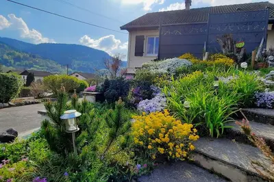 Vue générale sur la montagne ou vue sur la montagne depuis l'appartement