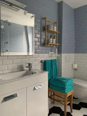 Salle de bains dans l'établissement CosyAttic