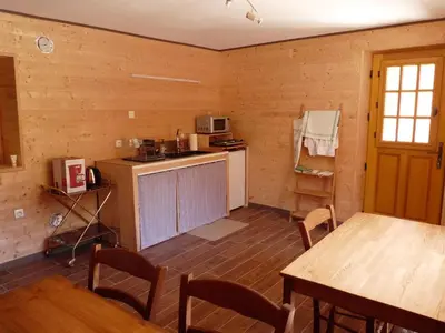 Cuisine ou kitchenette dans l'établissement Au val des meuris