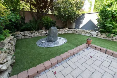 Jardin de l'établissement Gîte Les Lavandières