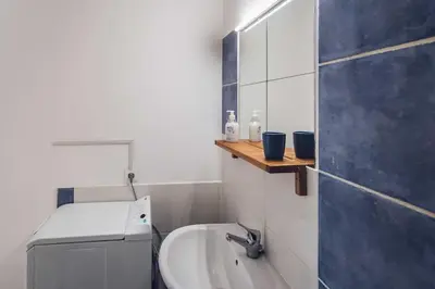Salle de bains dans l'établissement Studio cosy proche centre-ville et gare