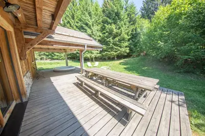 Jardin de l'établissement Chalet Cafourotte, au calme, SPA