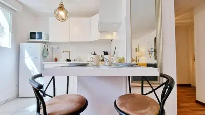 Cuisine ou kitchenette dans l'établissement Le Stan - Centre - Parking - Extérieur - Fibre - Relax BNB