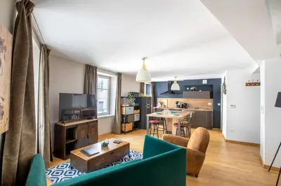 Cuisine ou kitchenette dans l'établissement Appartement de l'Arsenal