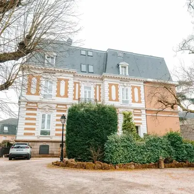 Grand appartement rez de jardin
