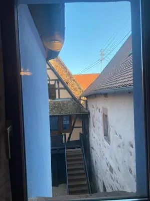 Balcon ou terrasse dans l'établissement Le Riquewihrien