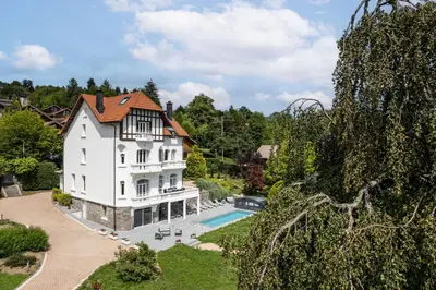 Piscine de l'établissement La Villa Concorde ou située à proximité