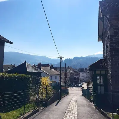 Vue générale sur la montagne ou vue sur la montagne depuis l'appartement