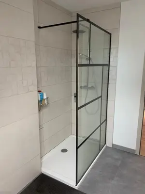 Salle de bains dans l'établissement Superbe villa avec piscine proche de belfort