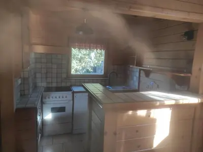 Cuisine ou kitchenette dans l'établissement CHALET DU FLORIVAL