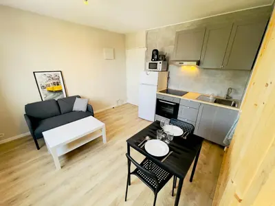 Cuisine ou kitchenette dans l'établissement Studio 43aJJ