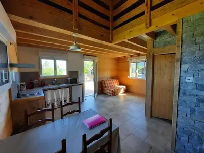 Cuisine ou kitchenette dans l'établissement Gîte Les sepneilles !
