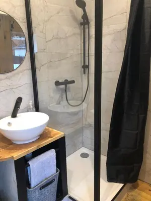 Salle de bains dans l'établissement Dépendance de charme - Tiny house