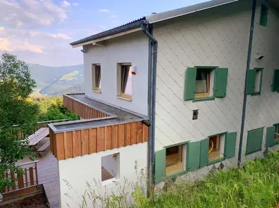 Vue générale sur la montagne ou vue sur la montagne depuis la villa