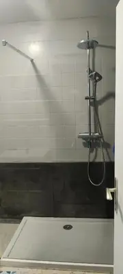 Salle de bains dans l'établissement Haxabett