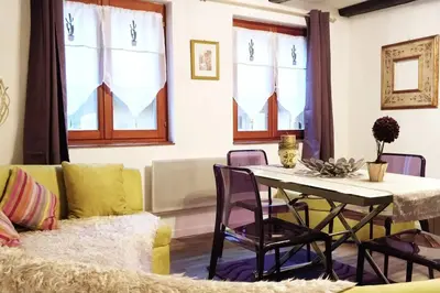 Coin salon dans l'établissement Appartement F3 Petite Venise - Home Gallery