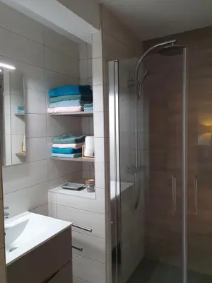 Salle de bains dans l'établissement Liten Tur ' N