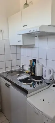 Cuisine ou kitchenette dans l'établissement Studio KULLA avec terasse 5mn Basel Airport