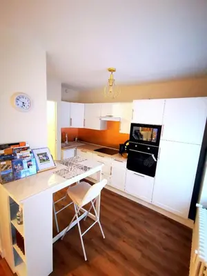Cuisine ou kitchenette dans l'établissement Résidence Le Château