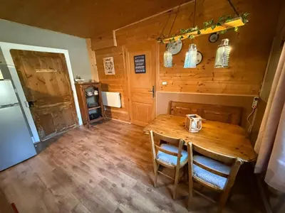 Cuisine ou kitchenette dans l'établissement Gite de l'Ours
