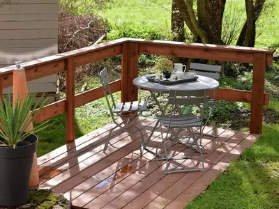Jardin de l'établissement Loft charmant à Leymen près de Bâle - Parking, espace vert, tout confort inclus - FR-1-744-7