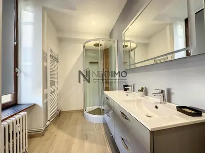 Salle de bains dans l'établissement lac et montagne Gerardmer