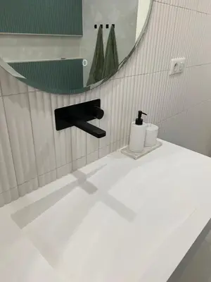 Salle de bains dans l'établissement Maison spacieuse au calme proche Colmar avec piscine
