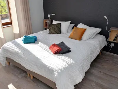 Un ou plusieurs lits dans un hébergement de l'établissement Charmant appartement rénové pour 4 pers avec terrasse à Hunawihr - FR-1-744-14