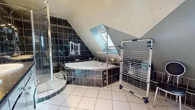 Salle de bains dans l'établissement Chez Ludivine - Maison avec Terrasse et Parking