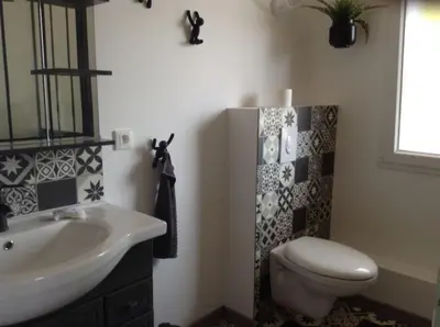 Salle de bains dans l'établissement La Maison Bleue