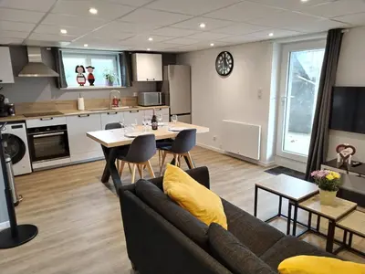 Cuisine ou kitchenette dans l'établissement Gîte le petit wintz 4 personnes avec son jardin privatif - Parking avec borne de recharge pour véhicule électrique 22Kw - 2 vélos