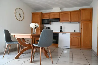 Cuisine ou kitchenette dans l'établissement Gite L'arrière
