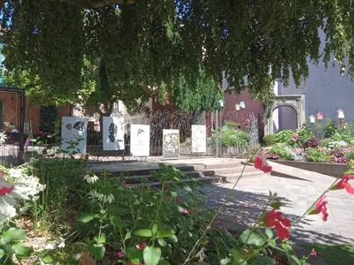 Jardin de l'établissement Le Q'vier