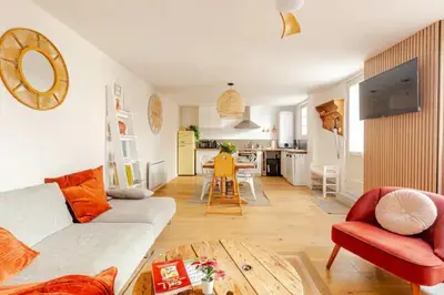 Cuisine ou kitchenette dans l'établissement Gite See You Soon - Maison de ville Roots