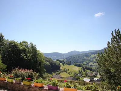 Vue générale sur la montagne ou vue sur la montagne depuis la maison de vacances