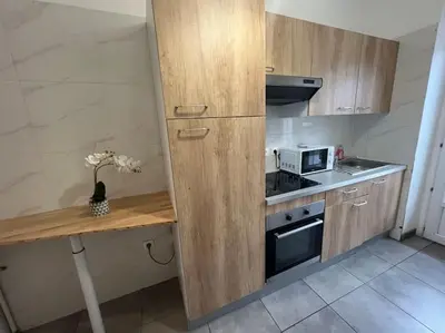 Cuisine ou kitchenette dans l'établissement Esprit Colmar - 2 chambres de charme