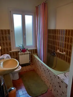 Salle de bains dans l'établissement Liberation