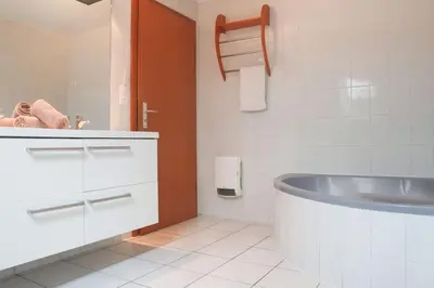 Salle de bains dans l'établissement L'Observatoire, havre de paix