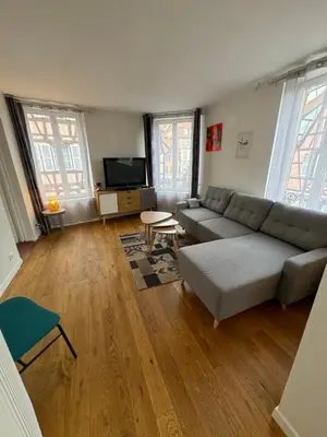 Télévision ou salle de divertissement dans l'établissement Appartement de Standing Hypercentre