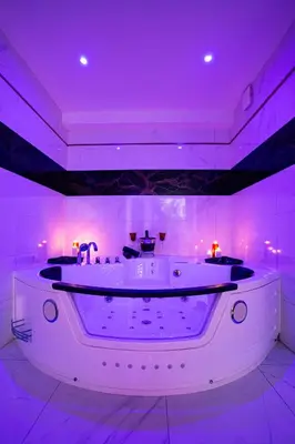 Plan de l'établissement ART & SPA Luxury bedroom at the heart historical center
