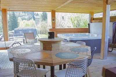 Plan de l'établissement Les Brimbelles, détente & spa, au cœur des Vosges