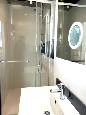 Salle de bains dans l'établissement STUDIO AVENUE