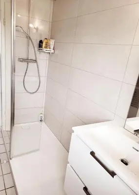 Salle de bains dans l'établissement Cosy. 10mn du centre et de la gare. Garage gratuit