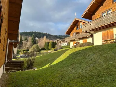 Vue générale sur la montagne ou vue sur la montagne depuis l'appartement